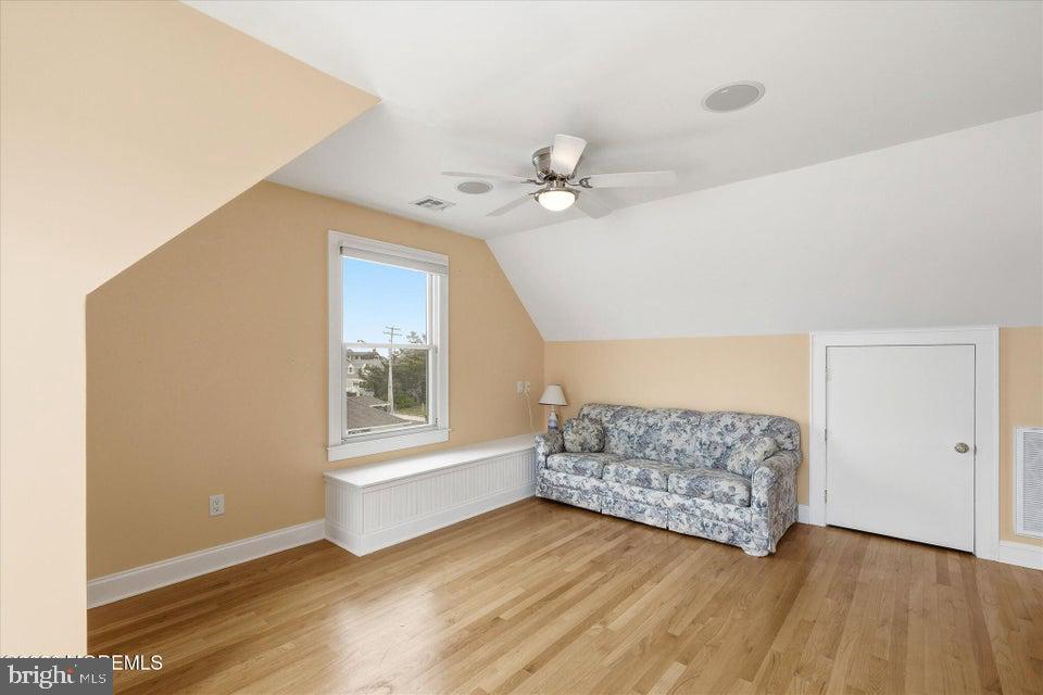 Point Pleasant Beach, New Jersey, 08742, United States, 5 Bedrooms Bedrooms, ,4 BathroomsBathrooms,Residential,Active,2043129