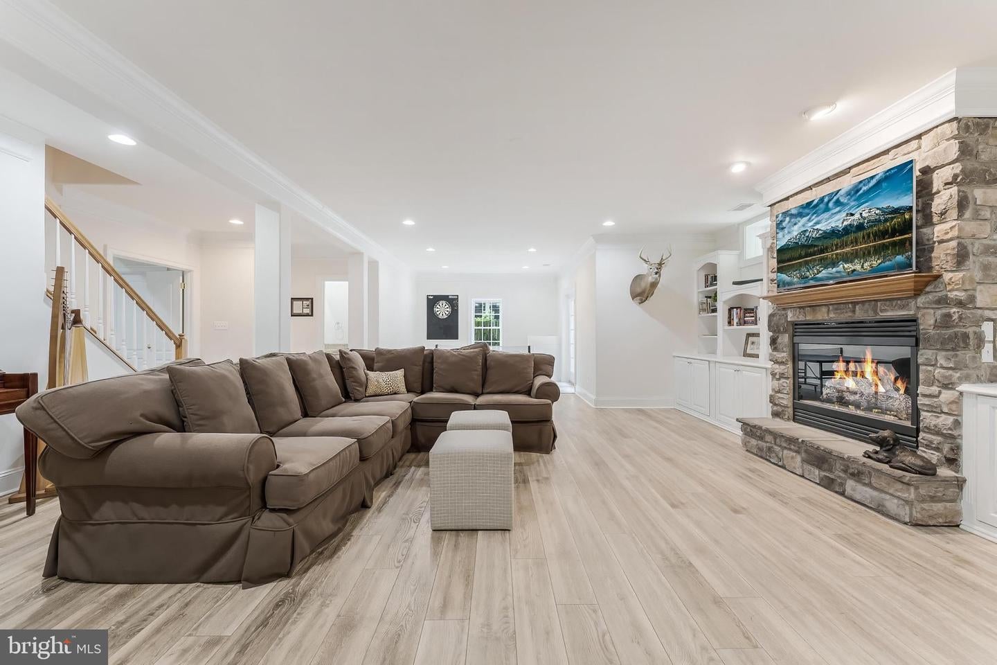 Alexandria, Virginia, 22307, United States, 5 Bedrooms Bedrooms, ,5 BathroomsBathrooms,Residential,Active,1945214