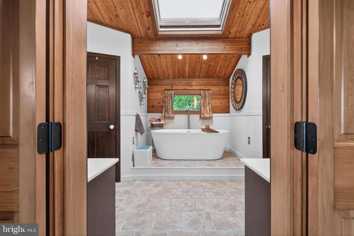 Harrisburg, Pennsylvania, 17112, United States, 3 Bedrooms Bedrooms, ,4 BathroomsBathrooms,Residential,Active,2045613