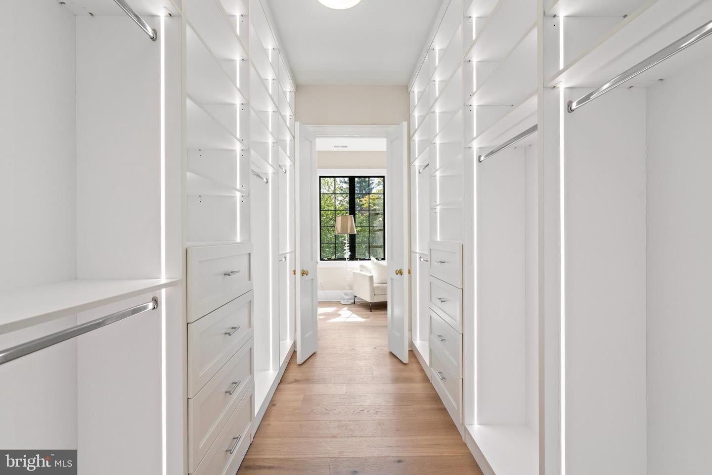Washington, District Of Columbia, 20016, United States, 6 Bedrooms Bedrooms, ,8 BathroomsBathrooms,Residential,Active,1934802