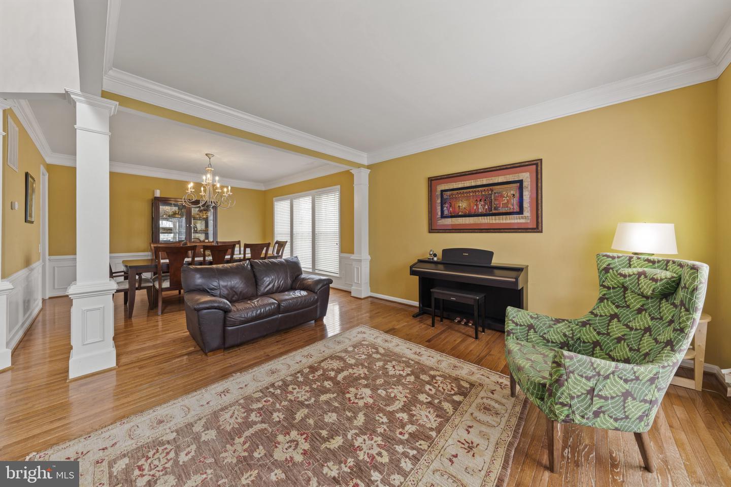 Chantilly, Virginia, 20152, United States, 5 Bedrooms Bedrooms, ,5 BathroomsBathrooms,Residential,Active,2028525