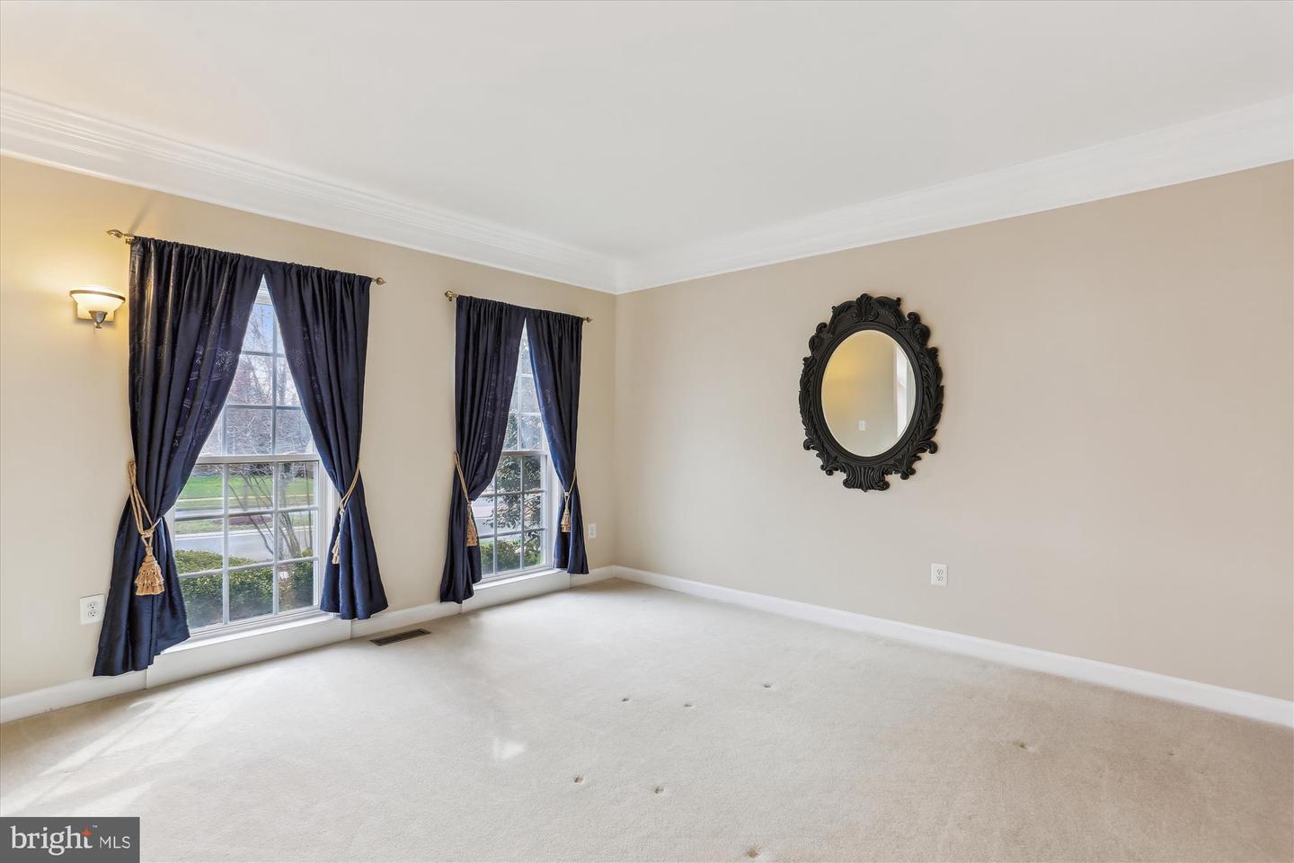 Frederick, Maryland, 21704, United States, 6 Bedrooms Bedrooms, ,4 BathroomsBathrooms,Residential,Active,1884907