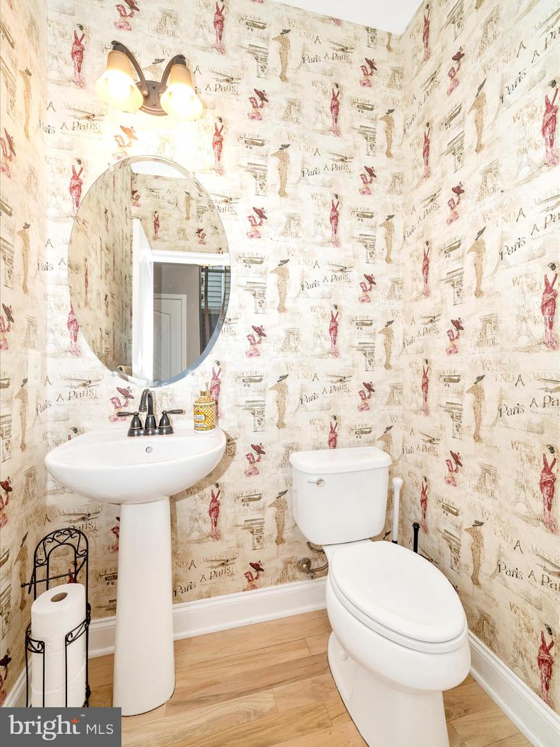 Clarksburg, Maryland, 20871, United States, 5 Bedrooms Bedrooms, ,4 BathroomsBathrooms,Residential,Active,1967123