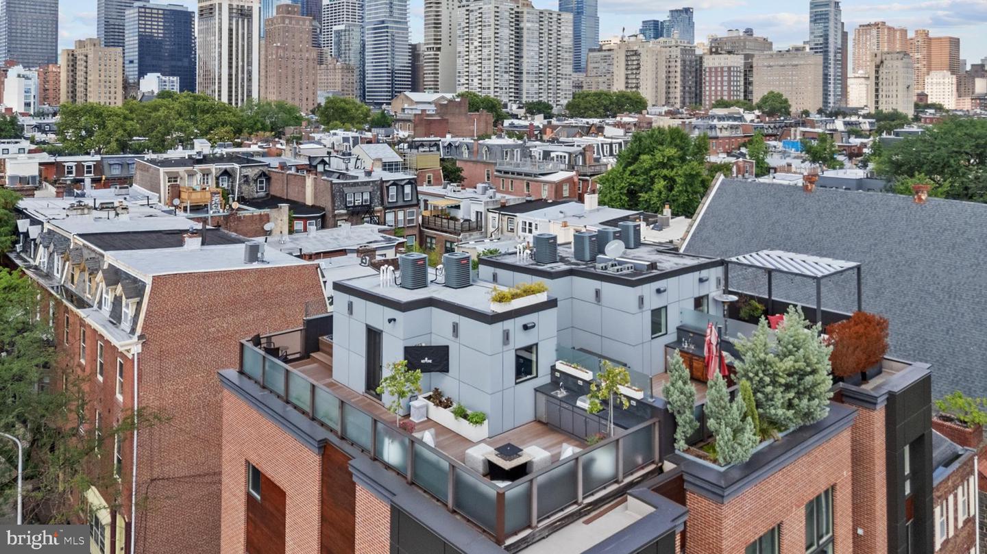 Philadelphia, Pennsylvania, 19146, United States, ,6 BathroomsBathrooms,Residential,Active,1862906