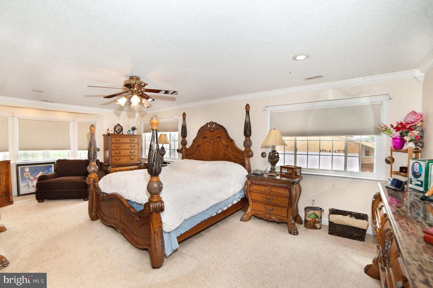 Martinsburg, West Virginia, 25404, United States, 5 Bedrooms Bedrooms, ,3 BathroomsBathrooms,Residential,Active,1936417