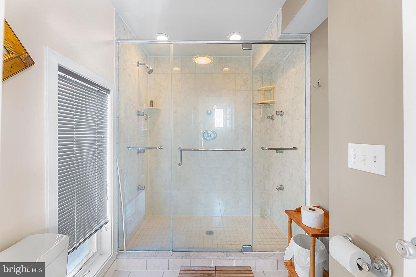 Fenwick Island, Delaware, 19944, United States, 6 Bedrooms Bedrooms, ,6 BathroomsBathrooms,Residential,Active,1973374