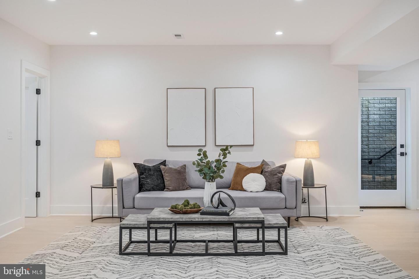 Falls Church, Virginia, 22042, United States, 6 Bedrooms Bedrooms, ,6 BathroomsBathrooms,Residential,Active,1989772