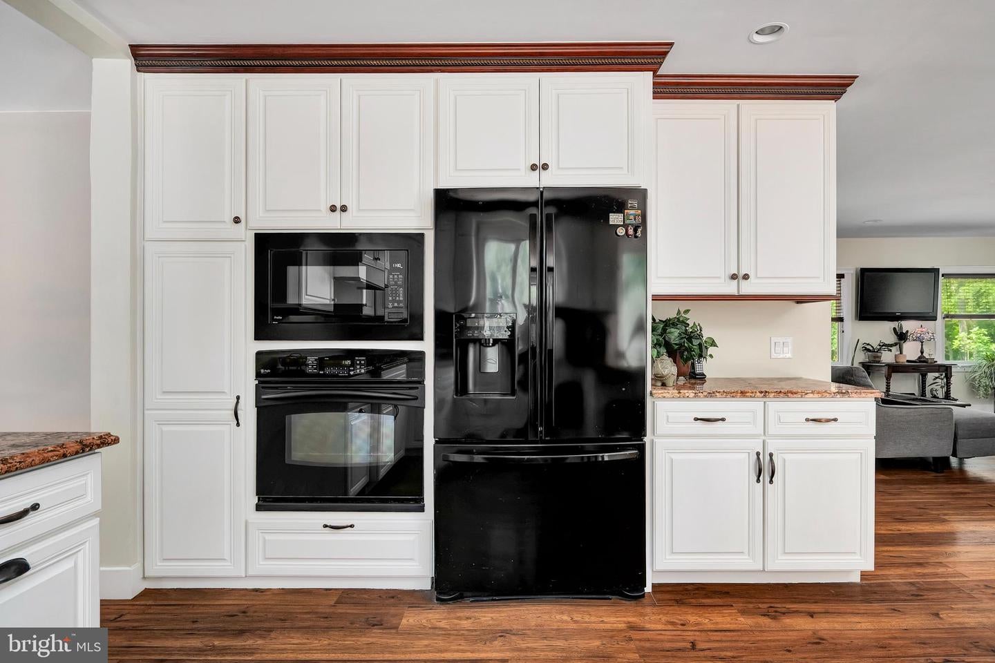 Manahawkin, New Jersey, 08050, United States, 4 Bedrooms Bedrooms, ,3 BathroomsBathrooms,Residential,Active,1879973