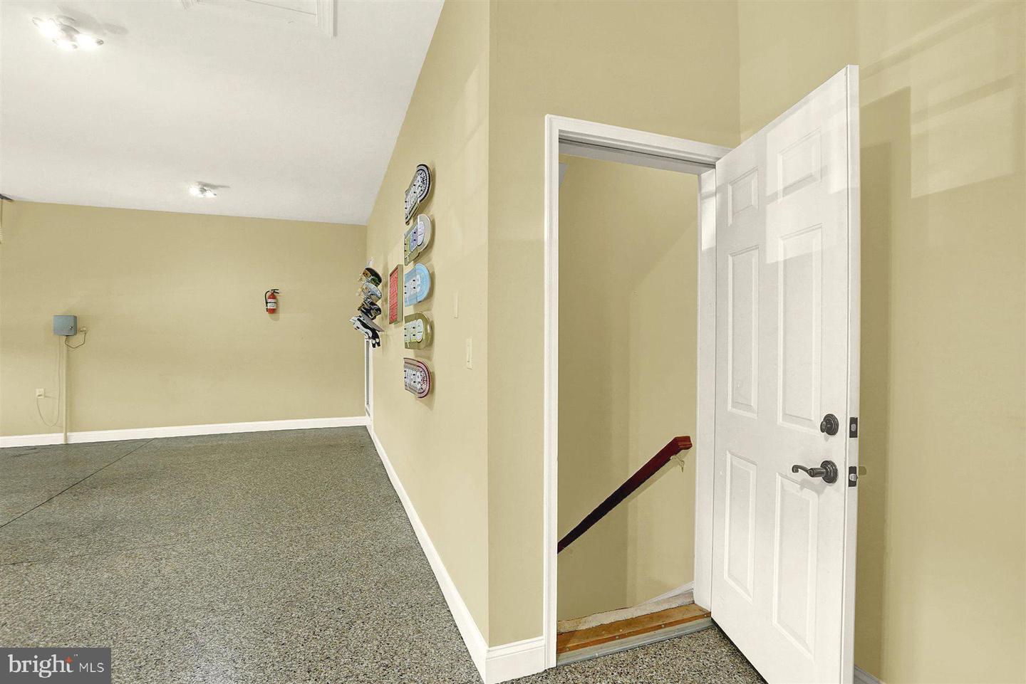 Mechanicsburg, Pennsylvania, 17050, United States, 4 Bedrooms Bedrooms, ,6 BathroomsBathrooms,Residential,Active,1941336