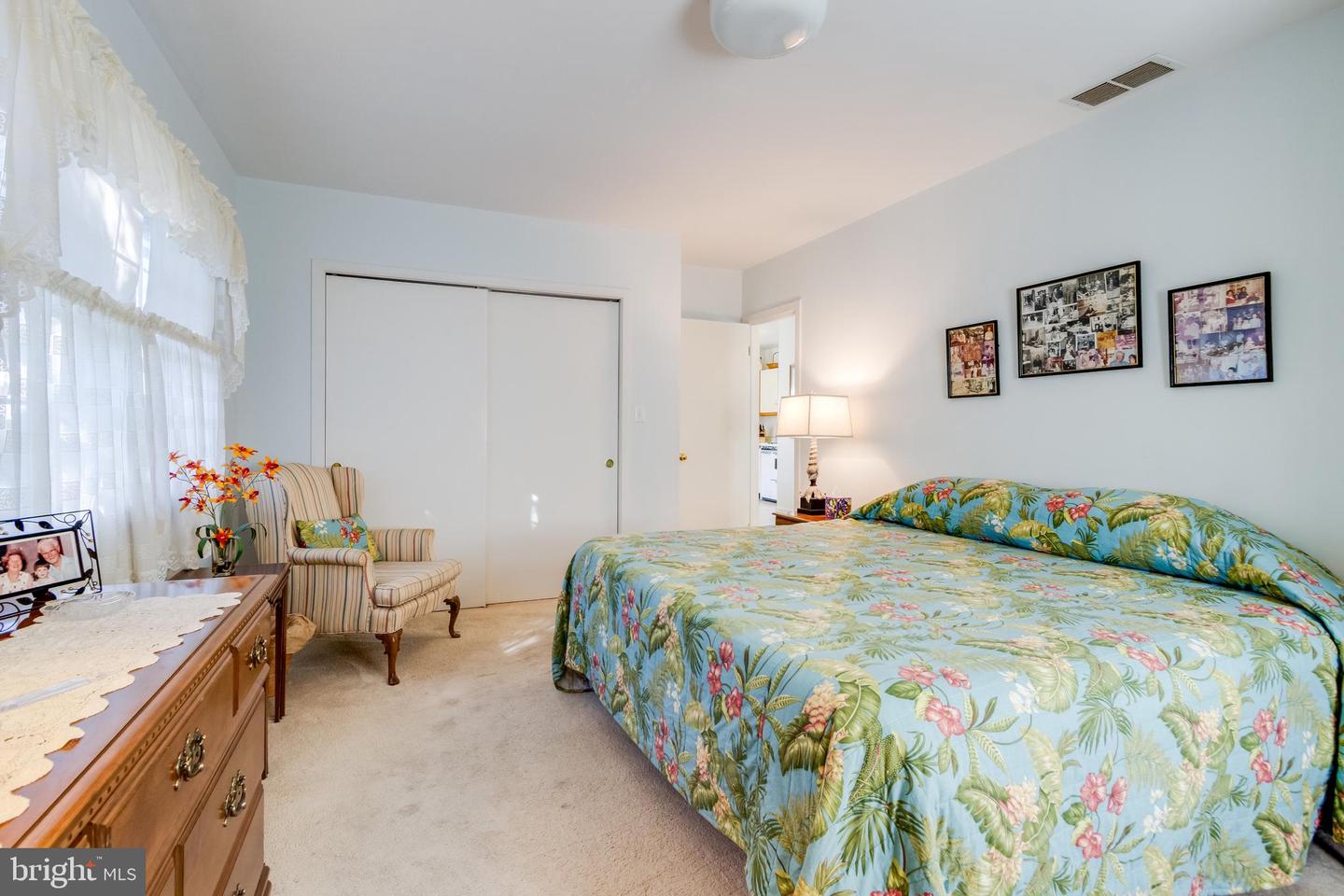 Rehoboth Beach, Delaware, 19971, United States, 4 Bedrooms Bedrooms, ,2 BathroomsBathrooms,Residential,Active,1968426