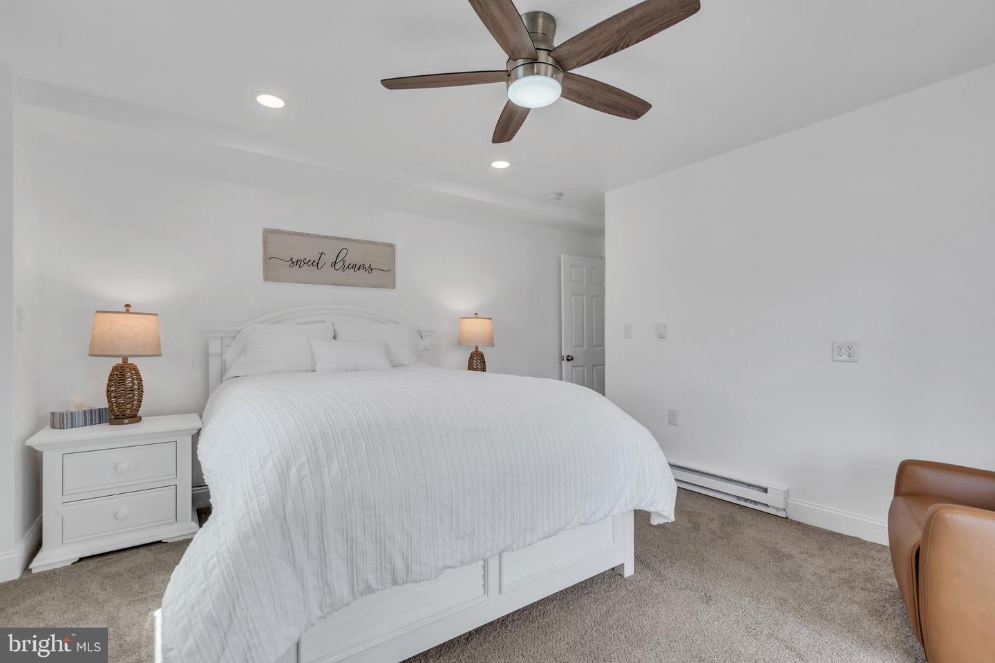 Manahawkin, New Jersey, 08050, United States, 4 Bedrooms Bedrooms, ,2 BathroomsBathrooms,Residential,Active,1919073