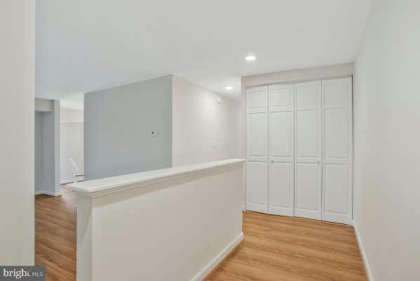 1 SILVERWOOD CIR APT 10, ANNAPOLIS, MD 21403, photo 4 of 35