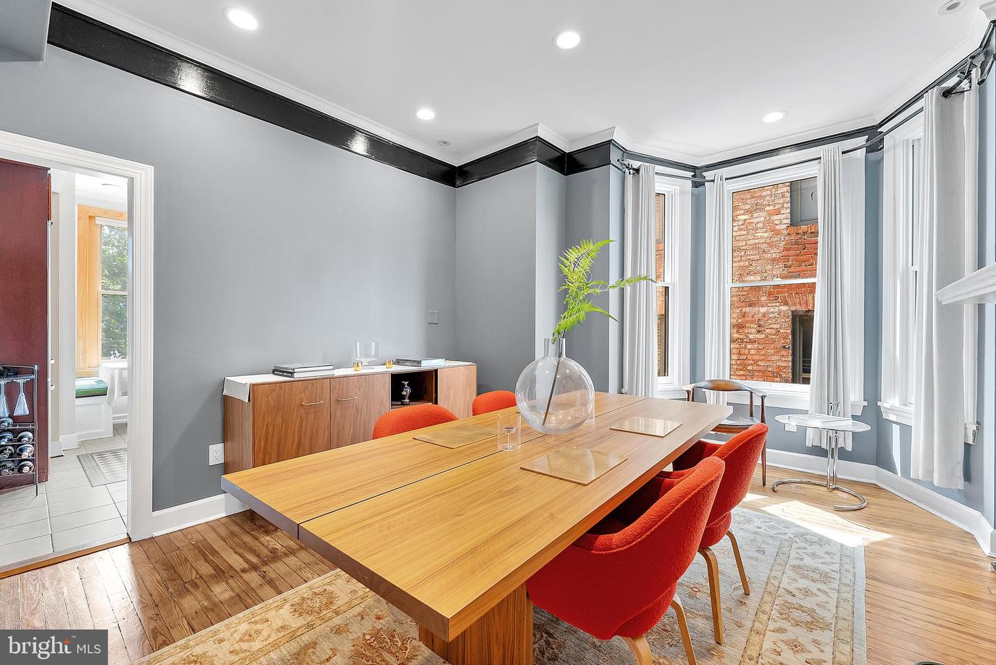 Washington, District Of Columbia, 20005, United States, 3 Bedrooms Bedrooms, ,4 BathroomsBathrooms,Residential,Active,1943762