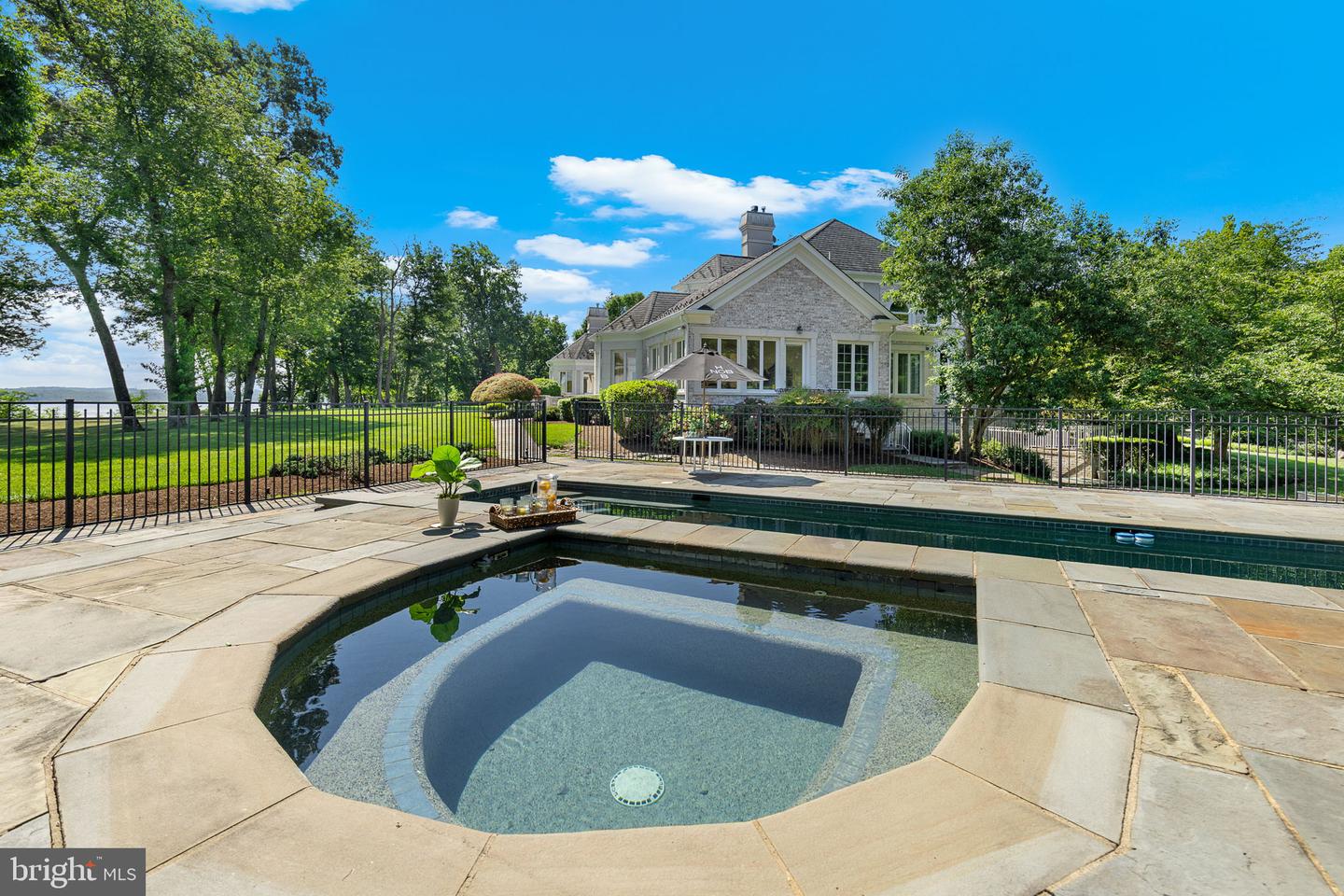 Lorton, Virginia, 22079, United States, 6 Bedrooms Bedrooms, ,8 BathroomsBathrooms,Residential,Active,1933878