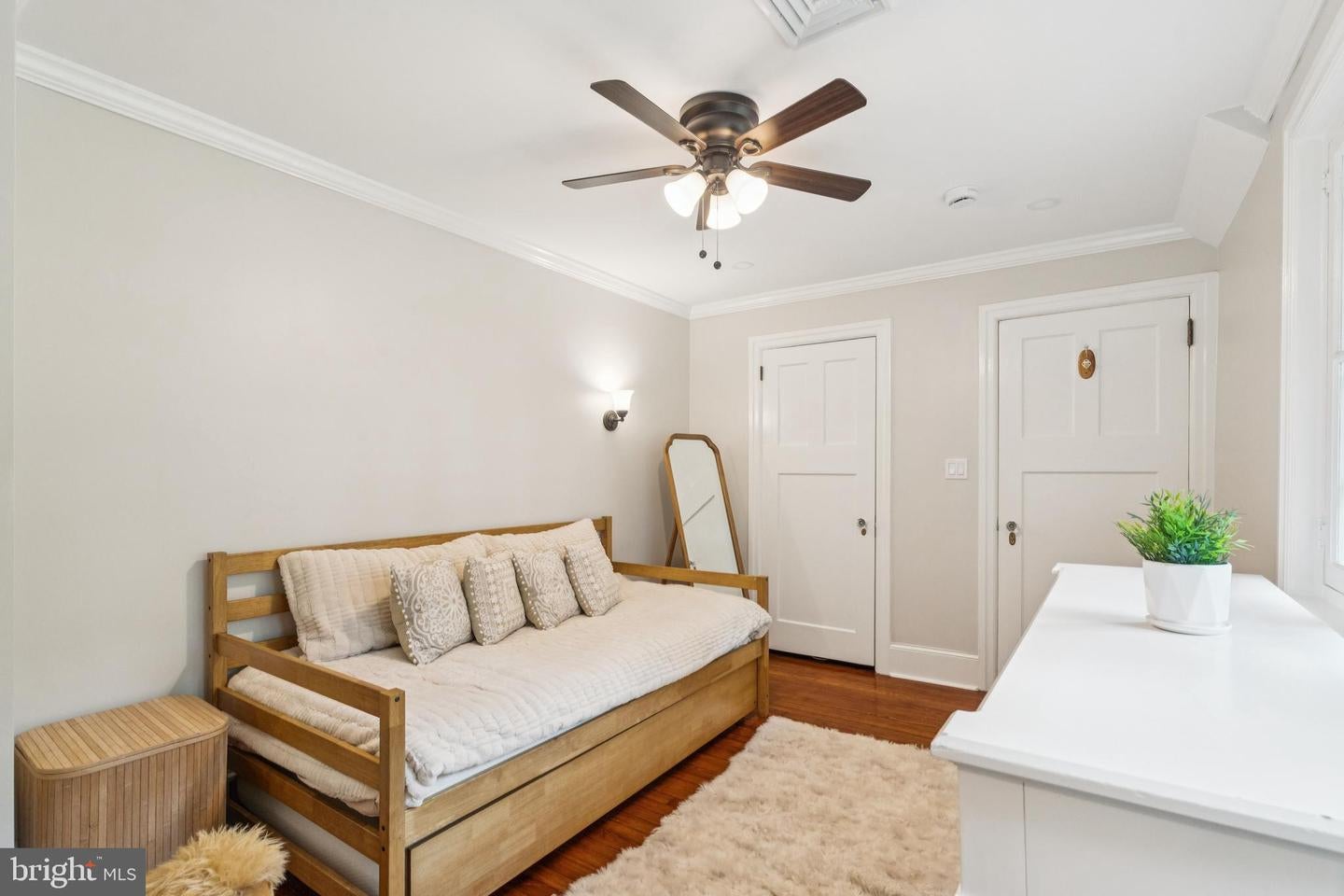 Wayne, Pennsylvania, 19087, United States, 4 Bedrooms Bedrooms, ,5 BathroomsBathrooms,Residential,Active,2003551