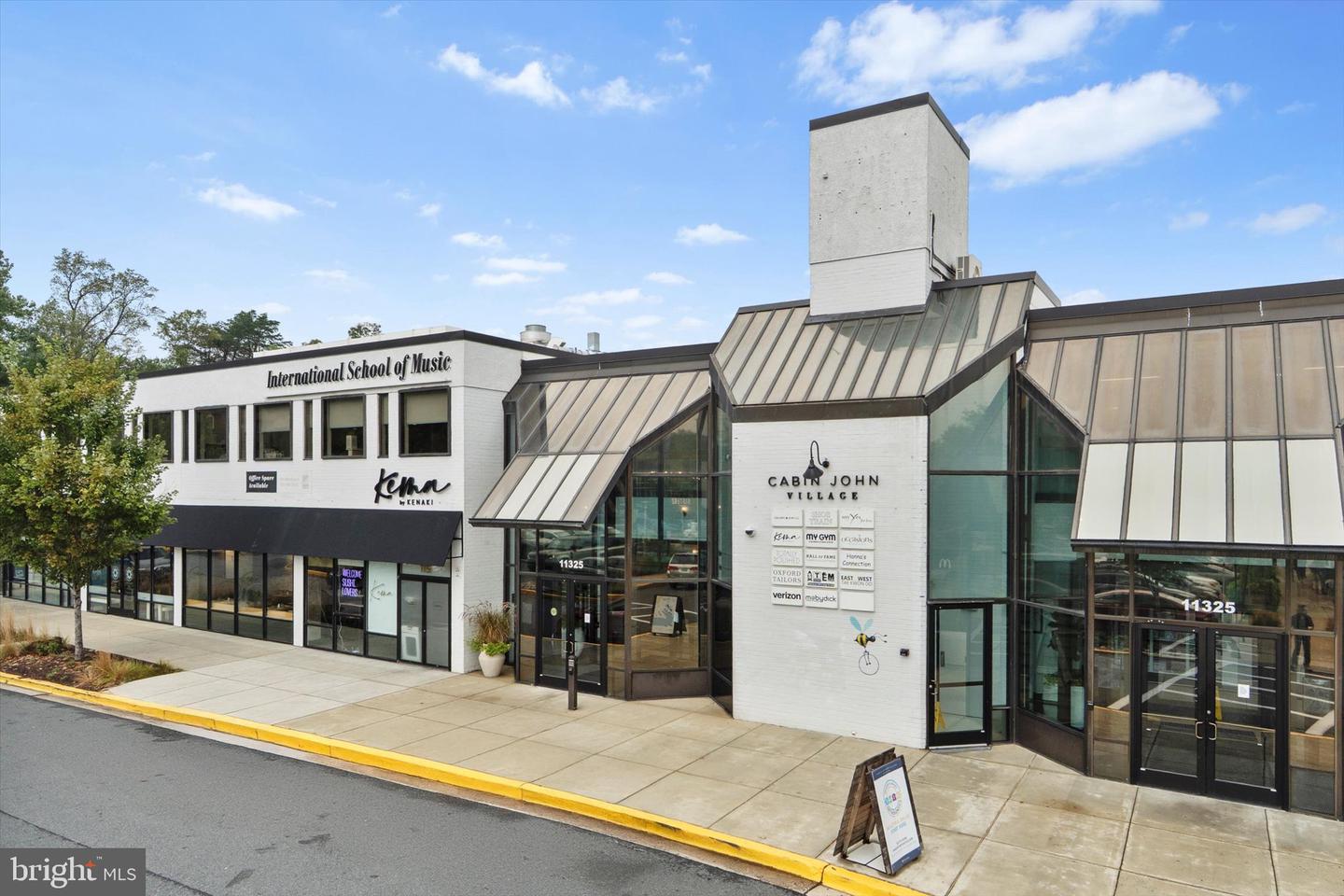 Potomac, Maryland, 20854, United States, 4 Bedrooms Bedrooms, ,5 BathroomsBathrooms,Residential,Active,1961966