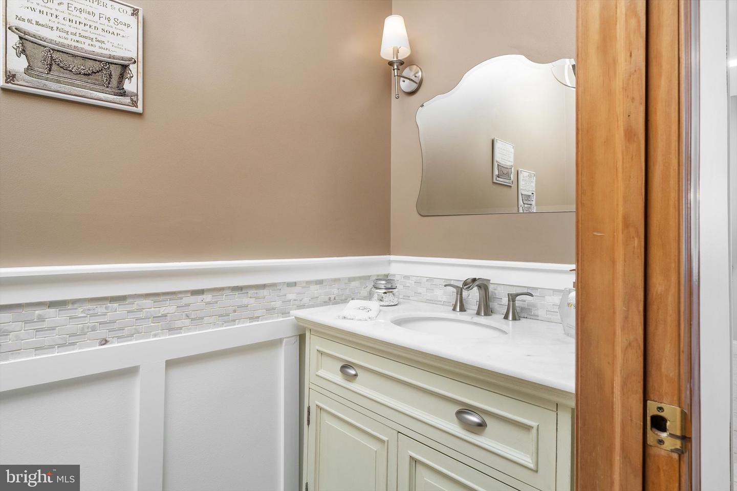 Robbinsville, New Jersey, 08691, United States, 6 Bedrooms Bedrooms, ,6 BathroomsBathrooms,Residential,Active,1953417