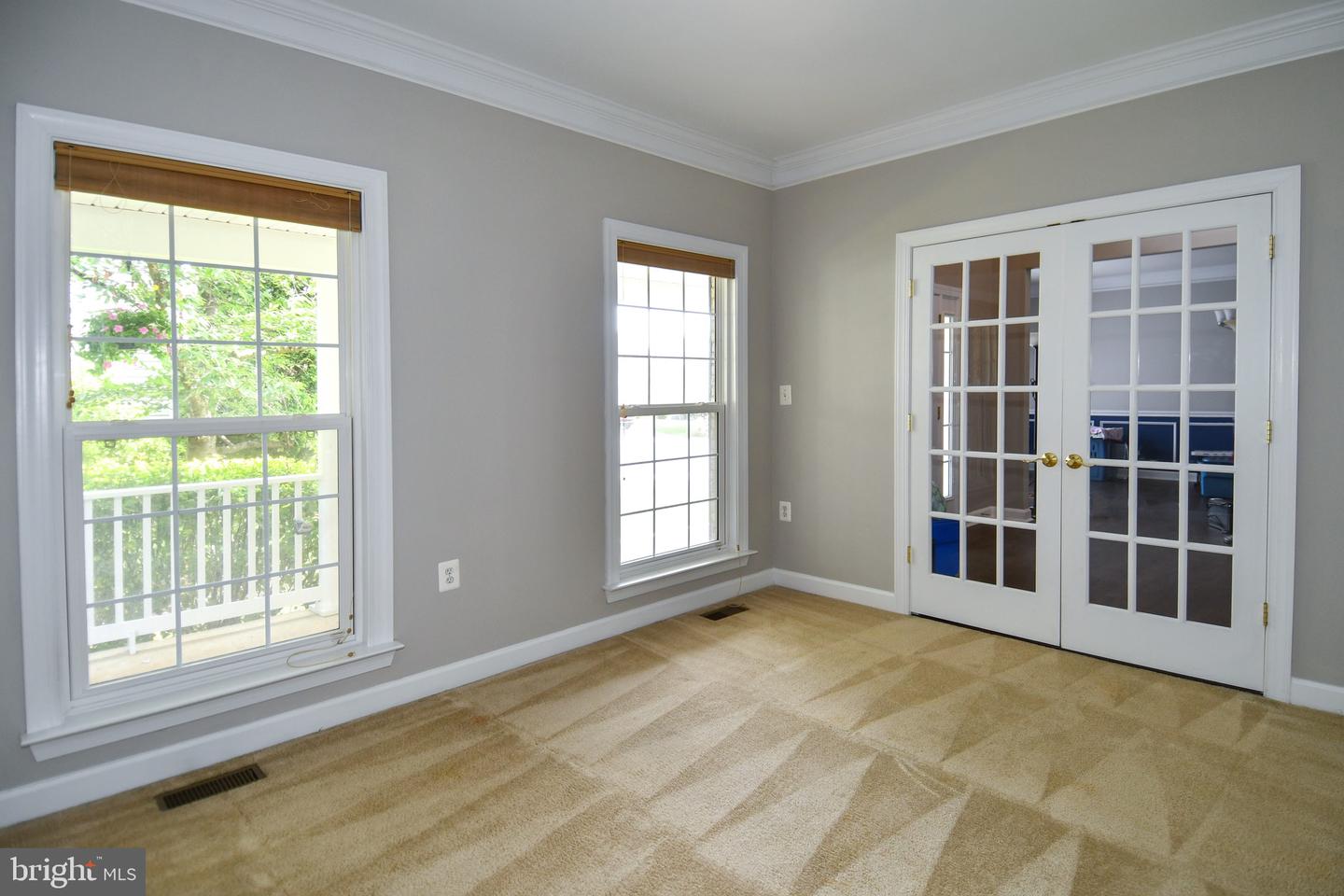 Ashburn, Virginia, 20147, United States, 6 Bedrooms Bedrooms, ,5 BathroomsBathrooms,Residential,Active,1914776