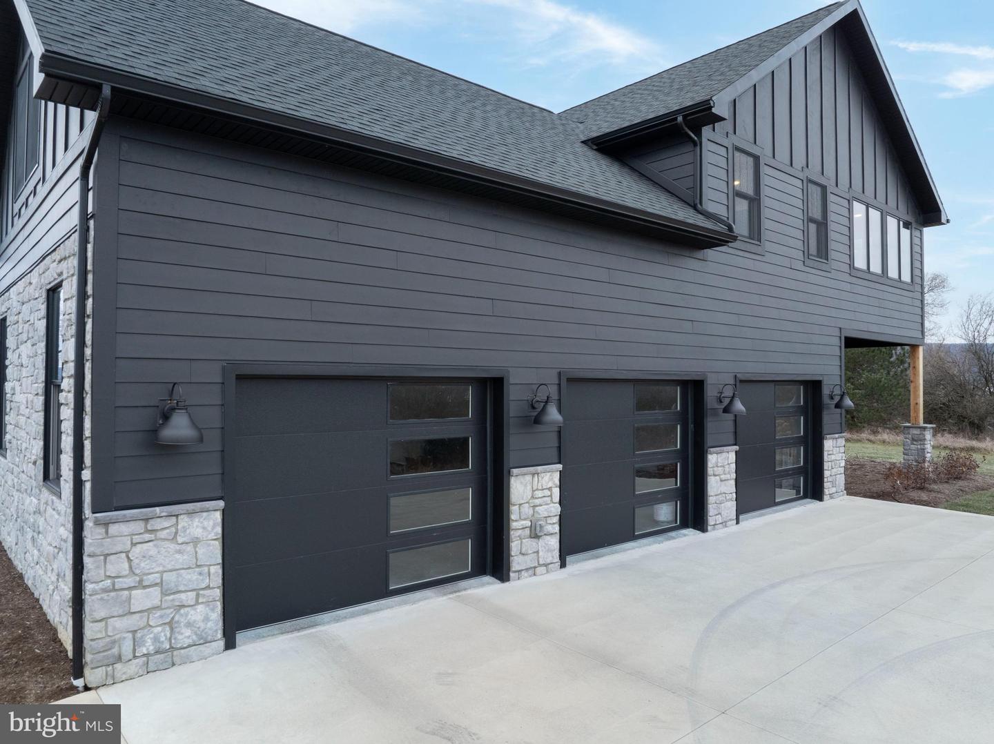 State College, Pennsylvania, 16801, United States, 5 Bedrooms Bedrooms, ,5 BathroomsBathrooms,Residential,Active,2010175