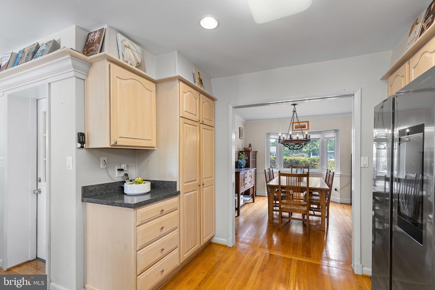 Falls Church, Virginia, 22041, United States, ,3 BathroomsBathrooms,Residential,Active,1843858