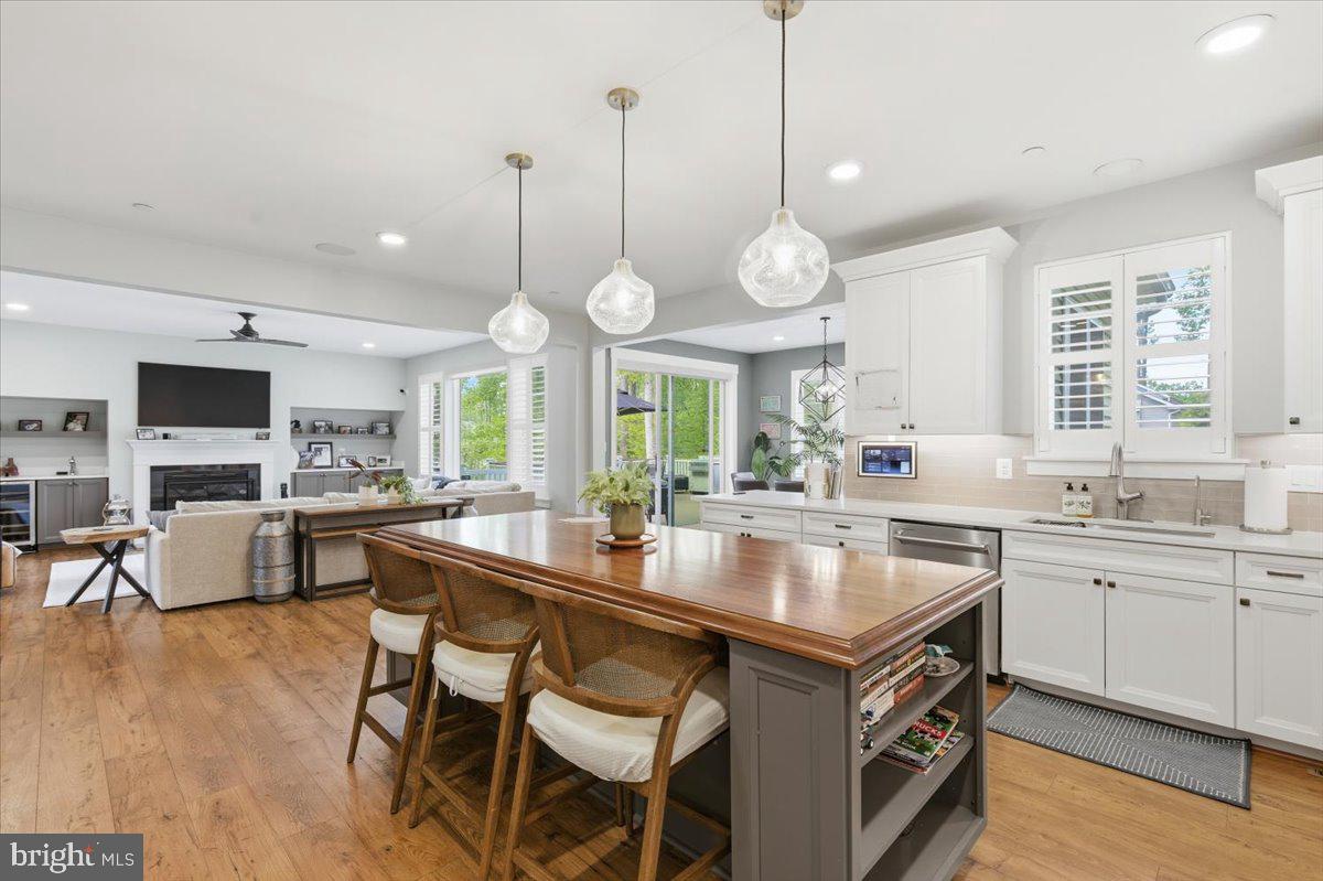 Gambrills, Maryland, 21054, United States, 5 Bedrooms Bedrooms, ,5 BathroomsBathrooms,Residential,Active,2044199