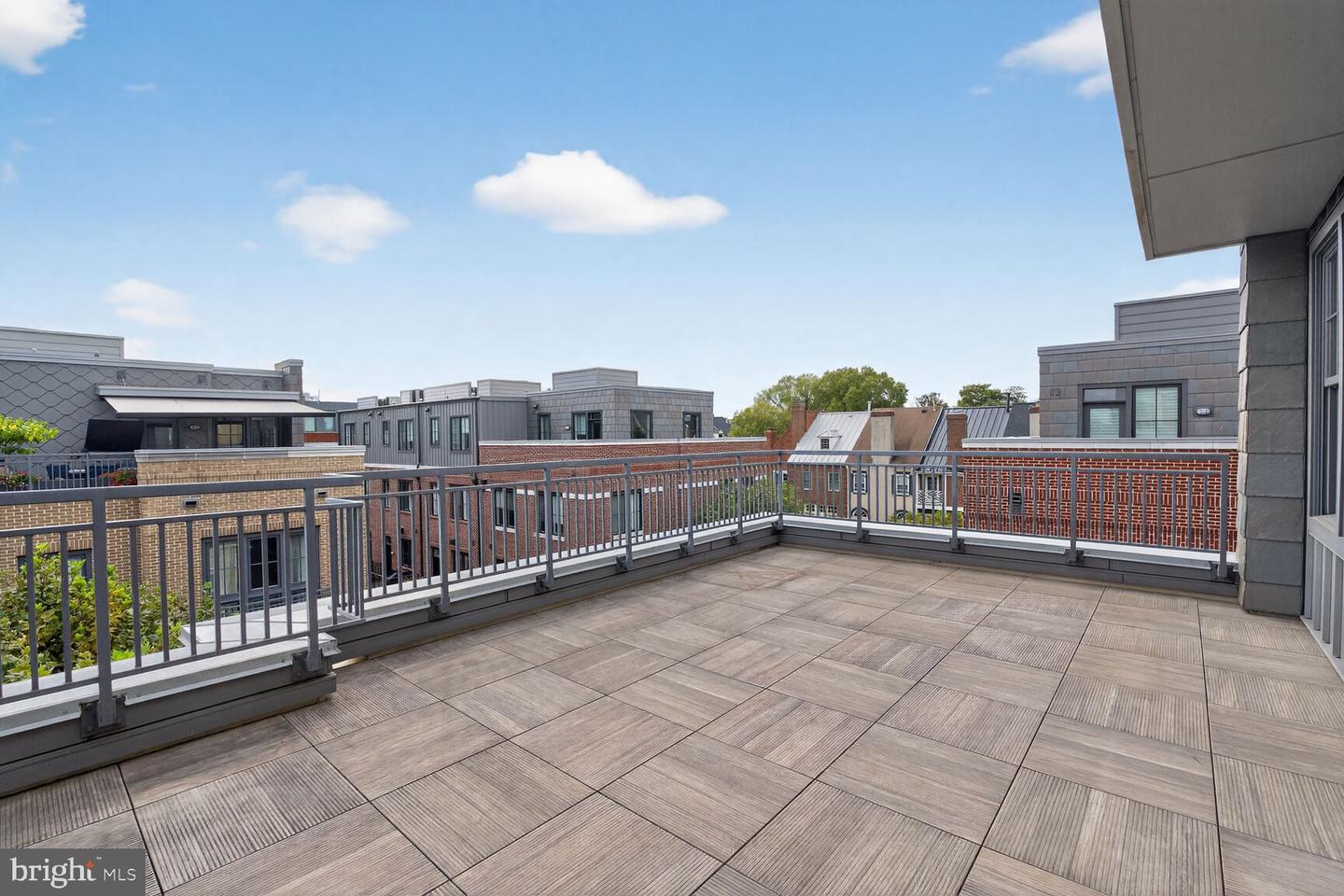 Alexandria, Virginia, 22314, United States, 4 Bedrooms Bedrooms, ,5 BathroomsBathrooms,Residential,Active,1959984