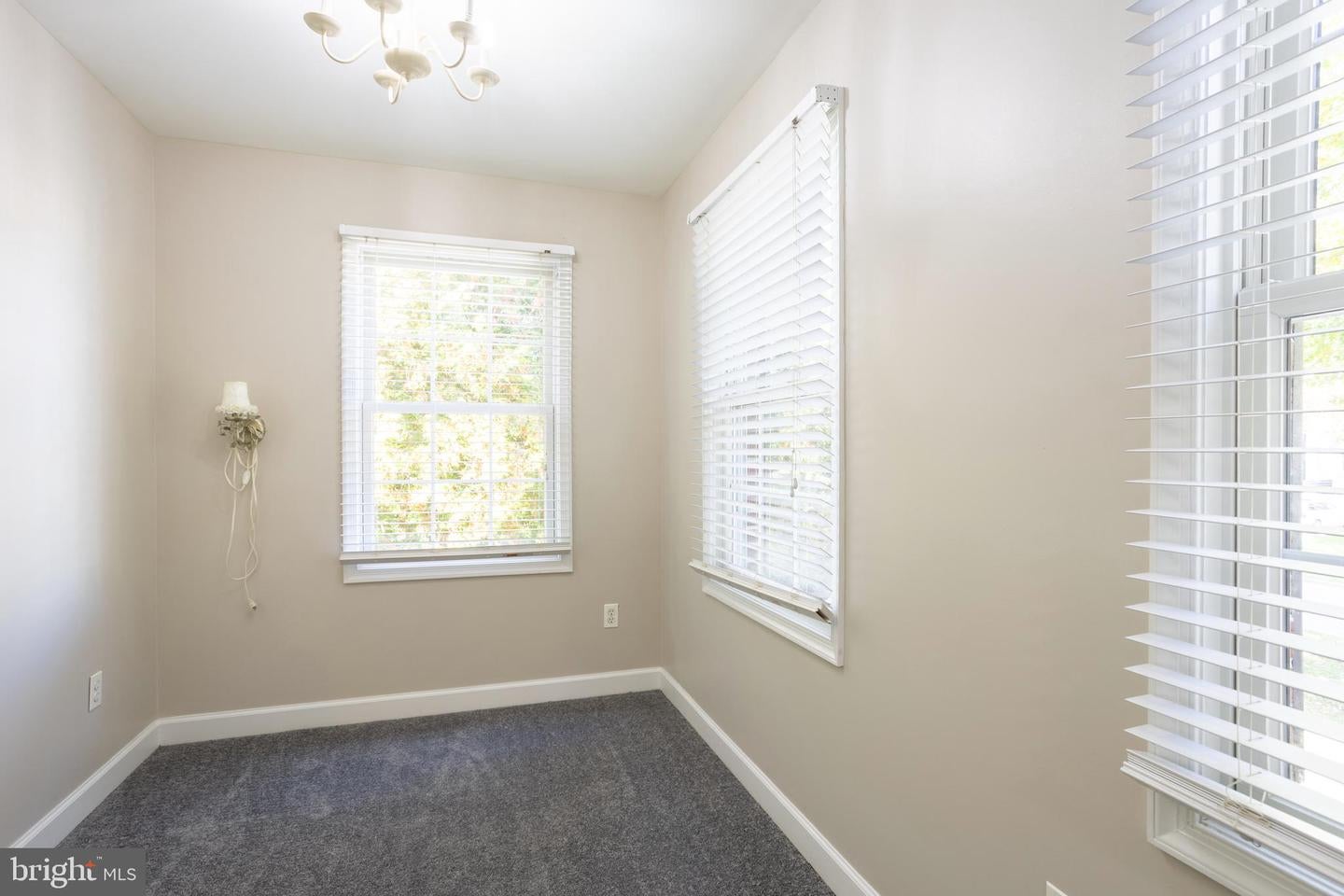 Baltimore, Maryland, 21215, United States, 6 Bedrooms Bedrooms, ,6 BathroomsBathrooms,Residential,Active,1985862