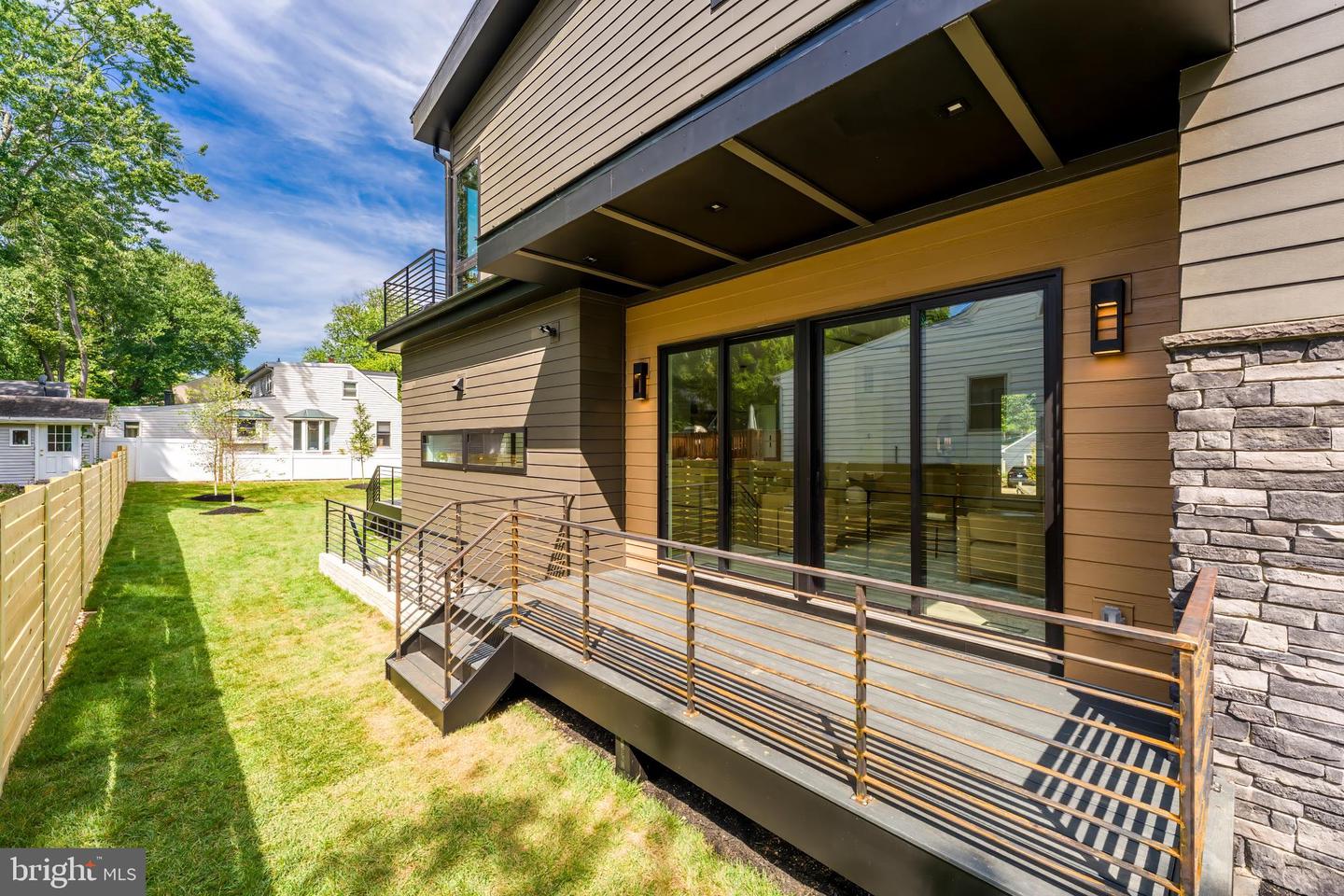 Falls Church, Virginia, 22042, United States, 6 Bedrooms Bedrooms, ,6 BathroomsBathrooms,Residential,Active,2011212