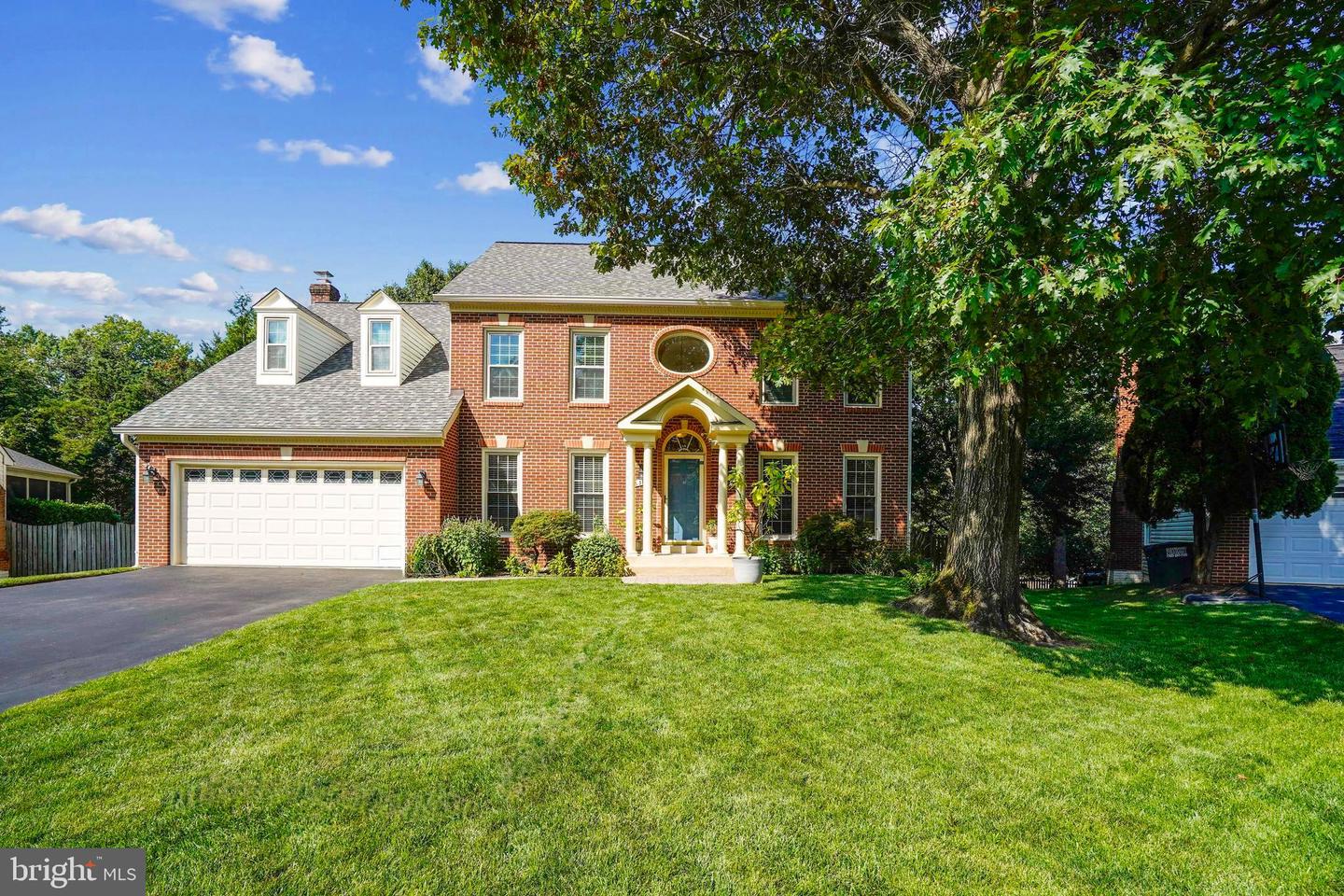 Centreville, Virginia, 20121, United States, 4 Bedrooms Bedrooms, ,5 BathroomsBathrooms,Residential,Active,1914622