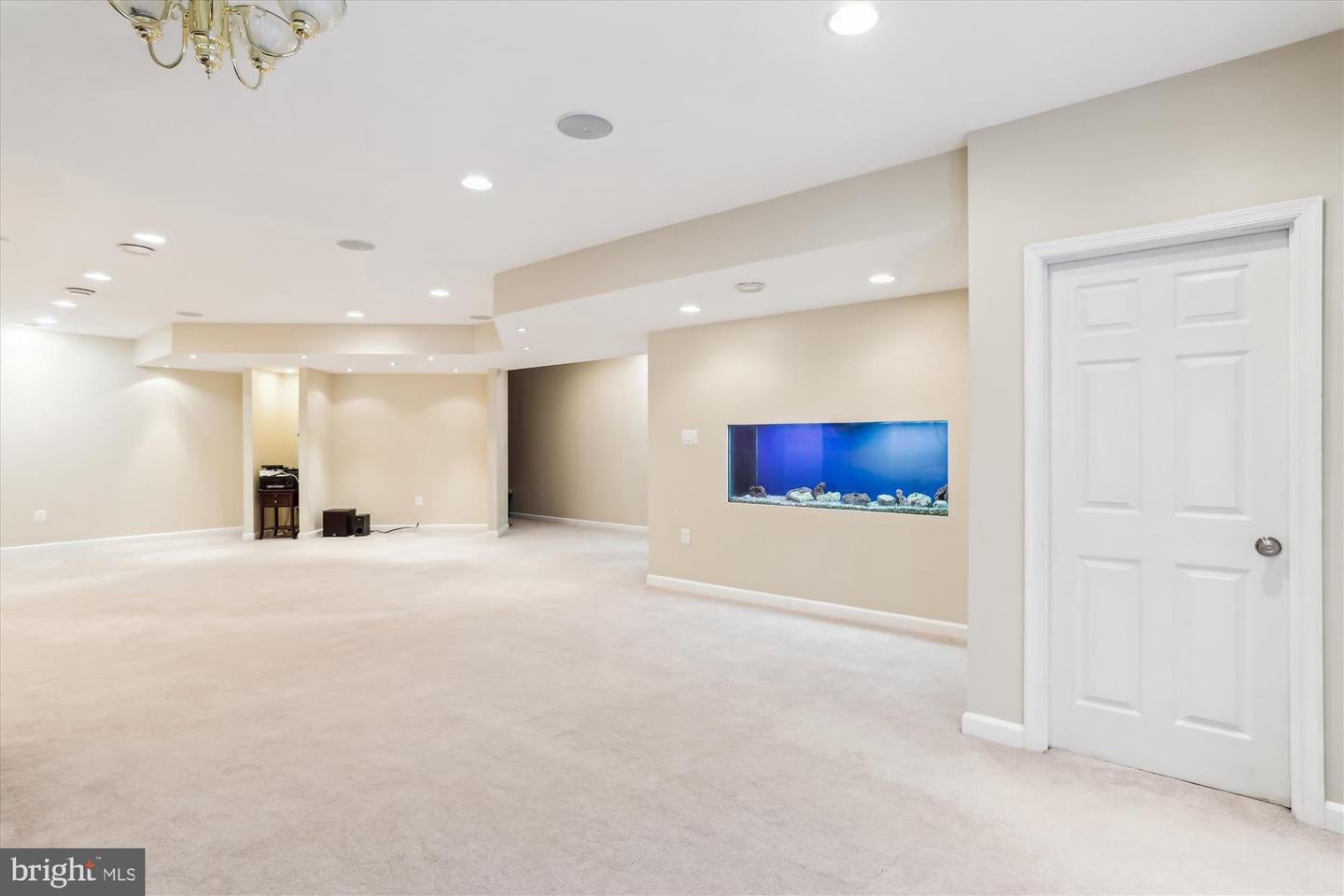 Frederick, Maryland, 21704, United States, 6 Bedrooms Bedrooms, ,4 BathroomsBathrooms,Residential,Active,1884907