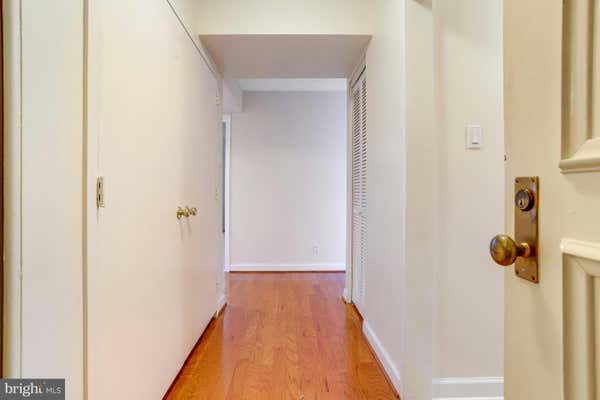 3800 FAIRFAX DR APT 811, ARLINGTON, VA 22203, photo 3 of 38