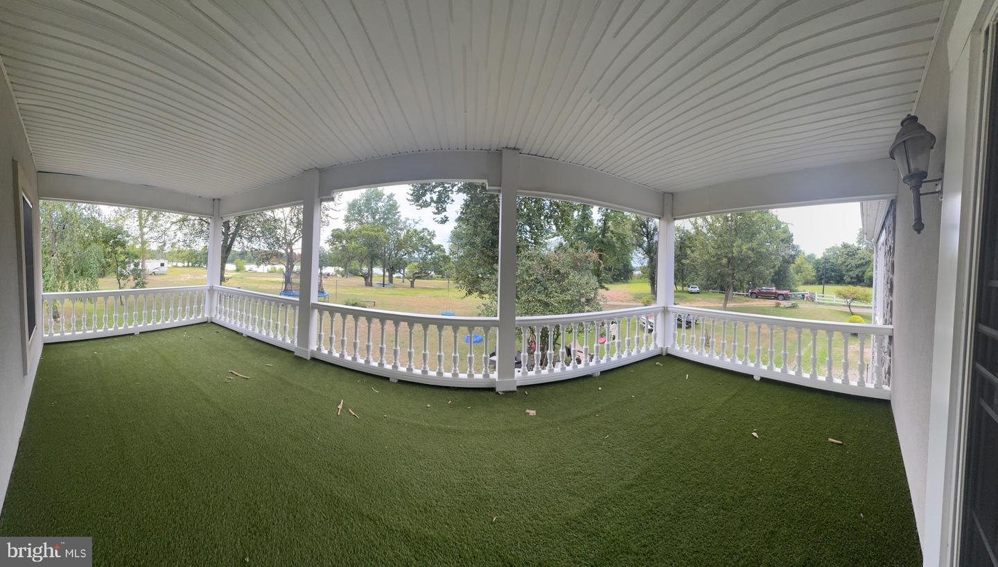 Delanco, New Jersey, 08075, United States, 5 Bedrooms Bedrooms, ,3 BathroomsBathrooms,Residential,Active,1914605
