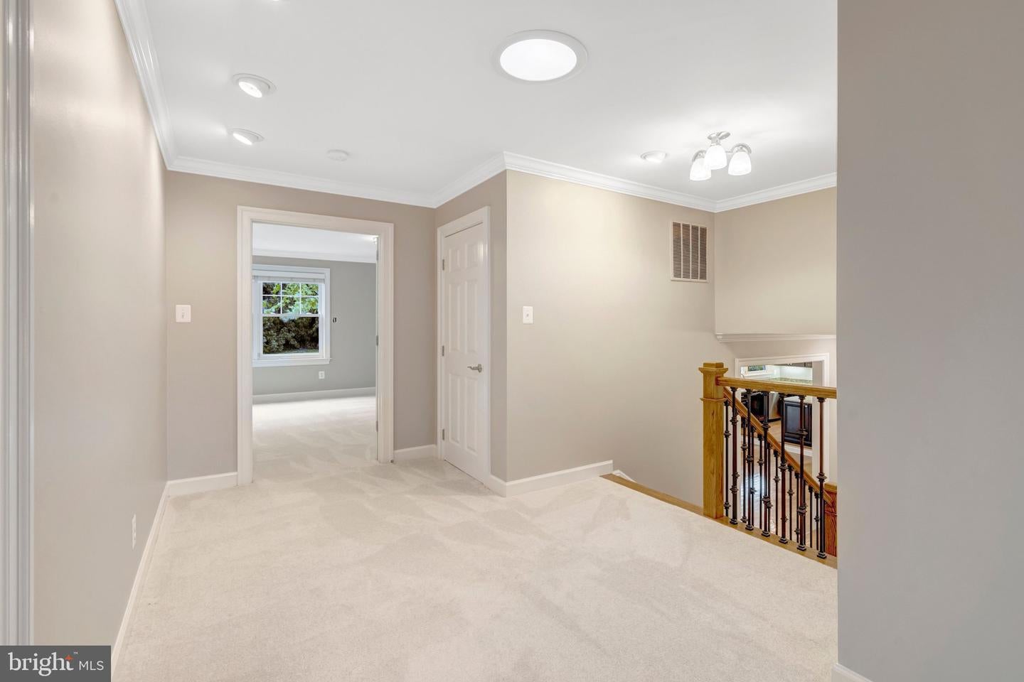 Fairfax, Virginia, 22030, United States, 4 Bedrooms Bedrooms, ,3 BathroomsBathrooms,Residential,Active,2045005