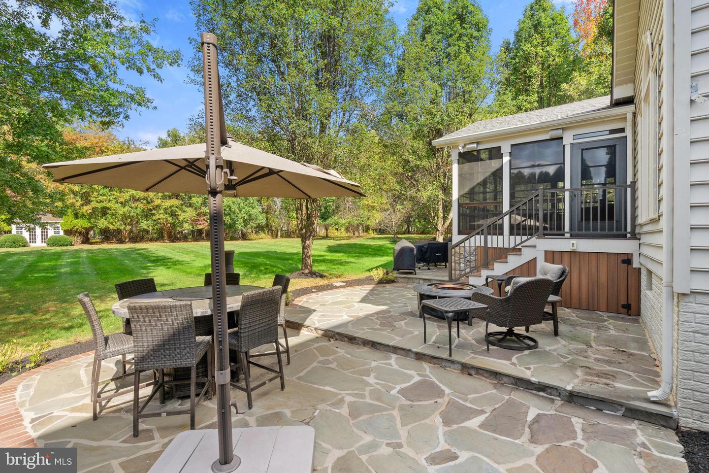 Aldie, Virginia, 20105, United States, 5 Bedrooms Bedrooms, ,5 BathroomsBathrooms,Residential,Active,2010541