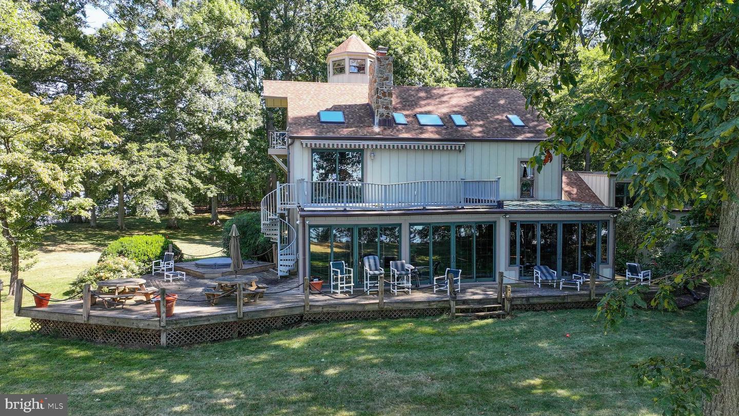 Queenstown, Maryland, 21658, United States, 4 Bedrooms Bedrooms, ,3 BathroomsBathrooms,Residential,Active,1998763