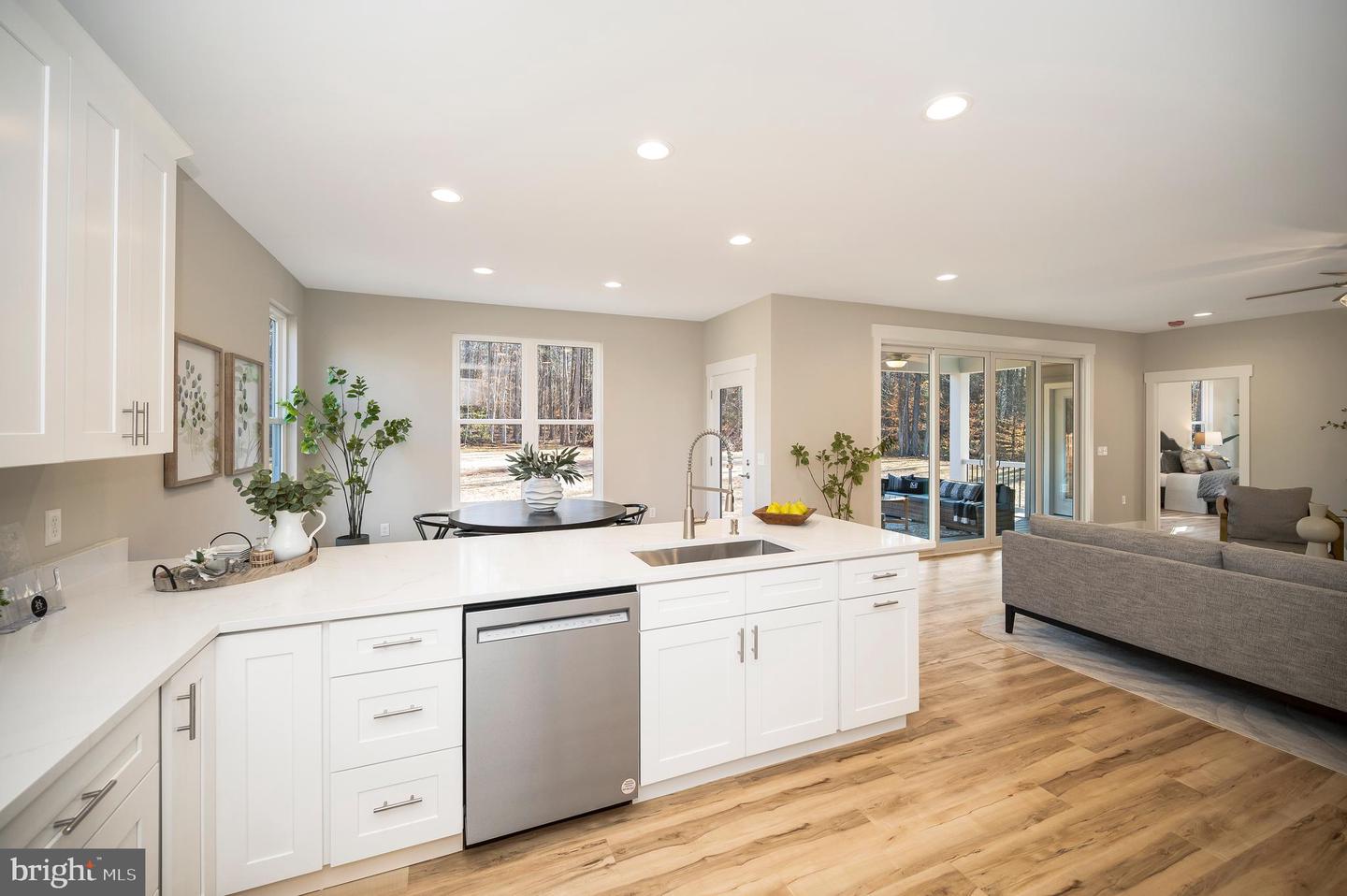 Bumpass, Virginia, 23024, United States, 4 Bedrooms Bedrooms, ,5 BathroomsBathrooms,Residential,Active,1860263