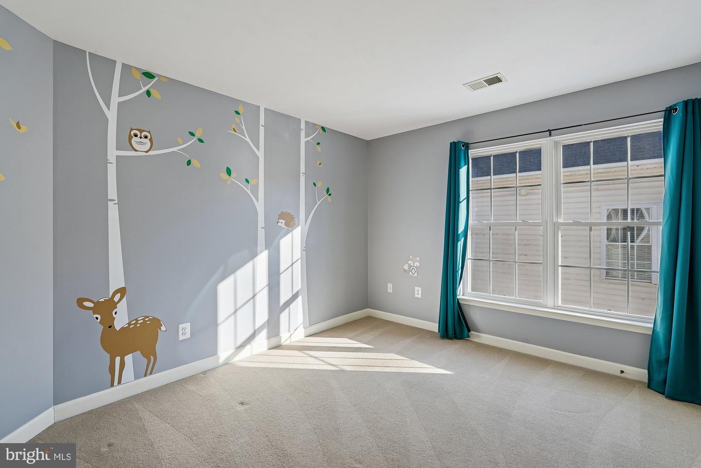 Chantilly, Virginia, 20152, United States, 4 Bedrooms Bedrooms, ,5 BathroomsBathrooms,Residential,Active,2015820