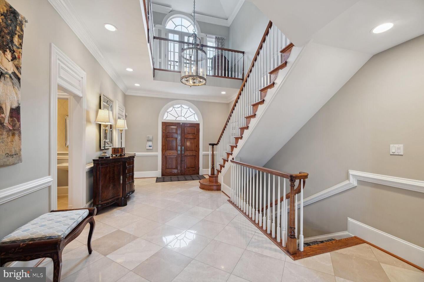 Mclean, Virginia, 22101, United States, 3 Bedrooms Bedrooms, ,6 BathroomsBathrooms,Residential,Contingent,1894225