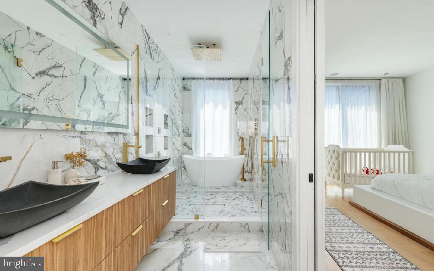 Philadelphia, Pennsylvania, 19125, United States, 4 Bedrooms Bedrooms, ,4 BathroomsBathrooms,Residential,Active,2008922