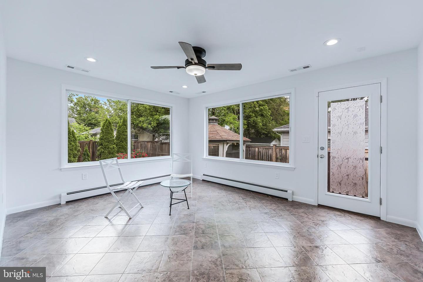 Arlington, Virginia, 22204, United States, 4 Bedrooms Bedrooms, ,3 BathroomsBathrooms,Residential,Active,2045018