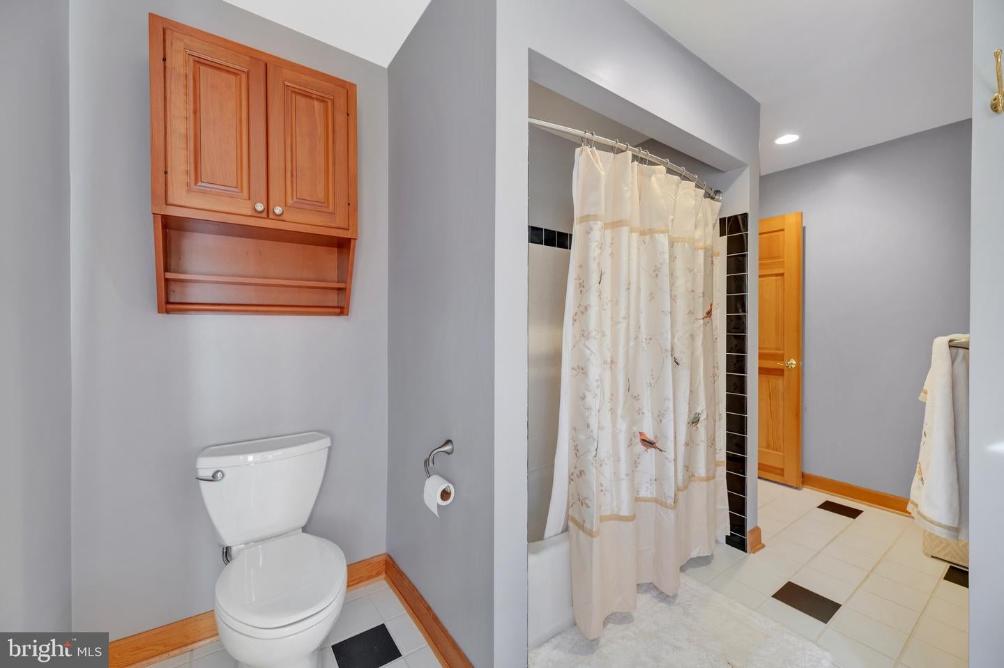 Ellicott City, Maryland, 21042, United States, 5 Bedrooms Bedrooms, ,5 BathroomsBathrooms,Residential,Active,1988714