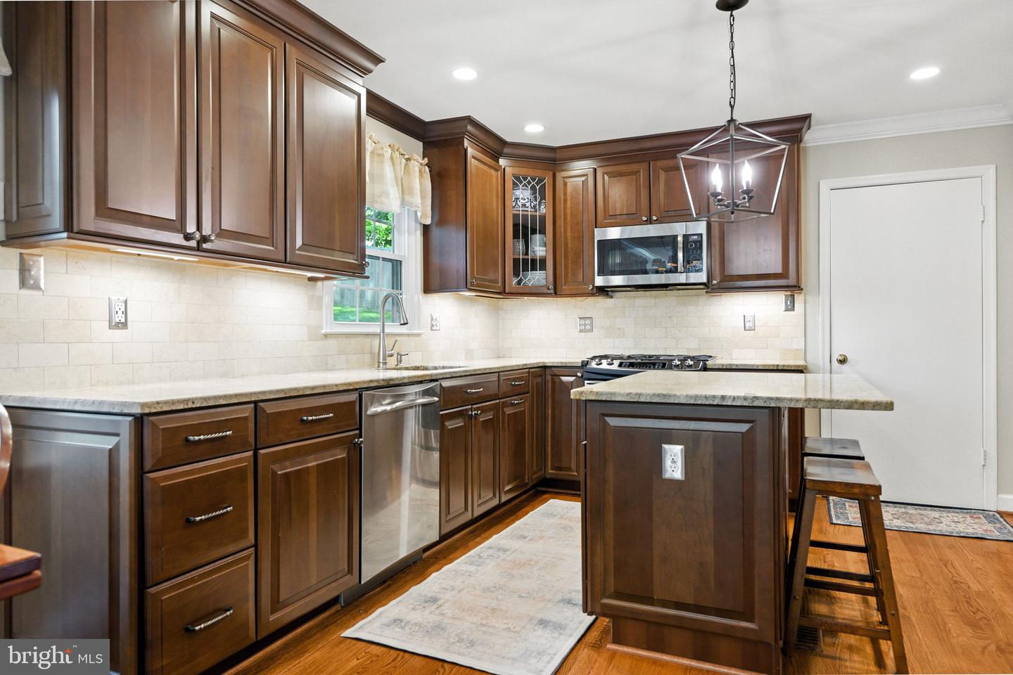 Annandale, Virginia, 22003, United States, 4 Bedrooms Bedrooms, ,4 BathroomsBathrooms,Residential,Active,1900183