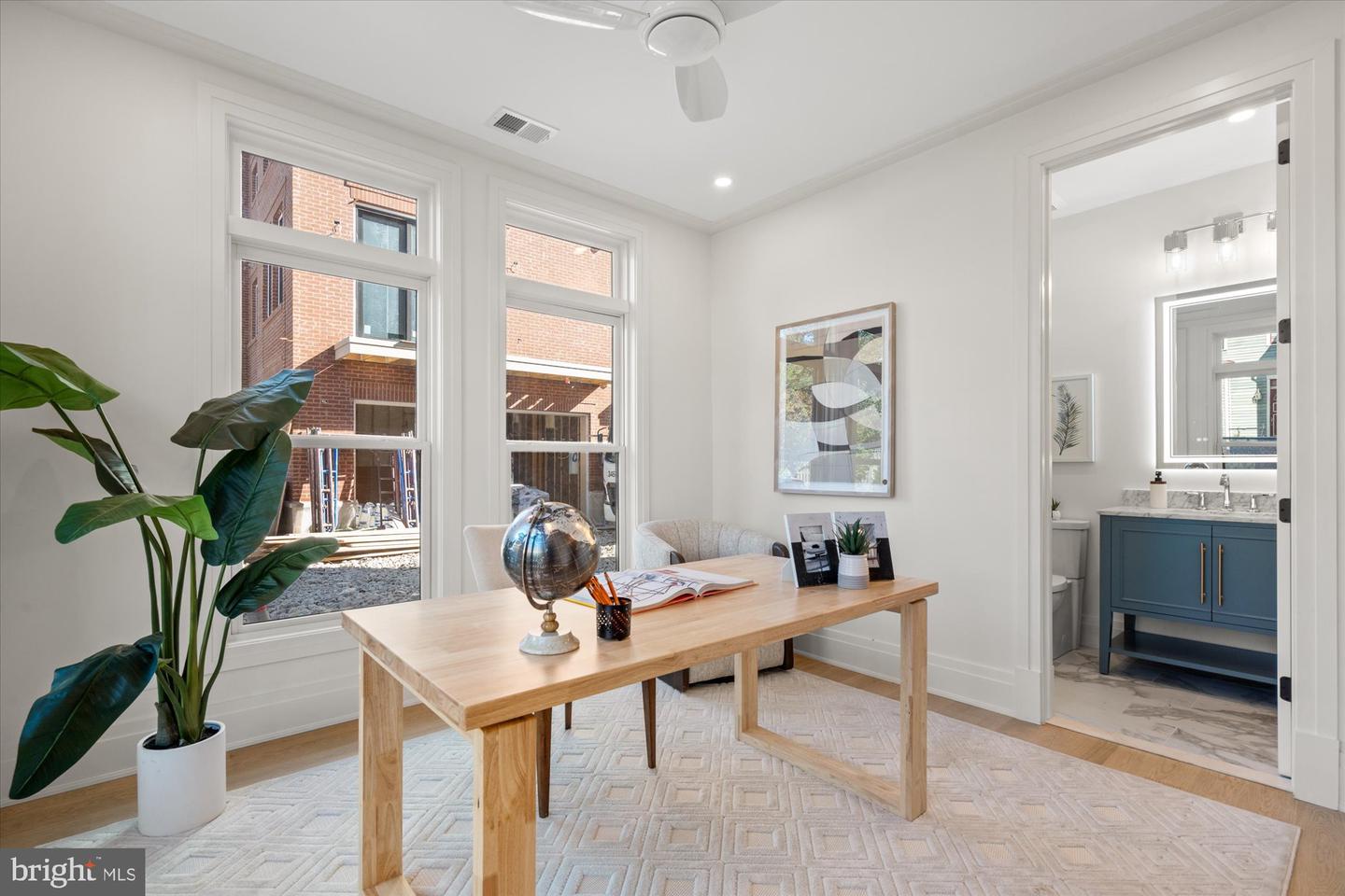 Alexandria, Virginia, 22314, United States, 4 Bedrooms Bedrooms, ,5 BathroomsBathrooms,Residential,Active,1993677