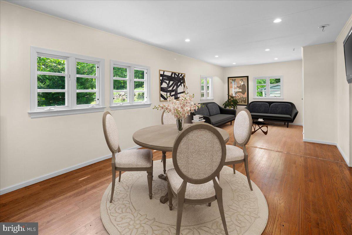 Princeton, New Jersey, 08540, United States, 6 Bedrooms Bedrooms, ,7 BathroomsBathrooms,Residential,Active,2011847