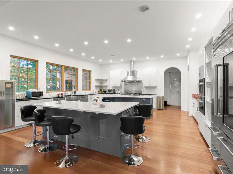 Potomac, Maryland, 20854, United States, 6 Bedrooms Bedrooms, ,7 BathroomsBathrooms,Residential,Active,1927645