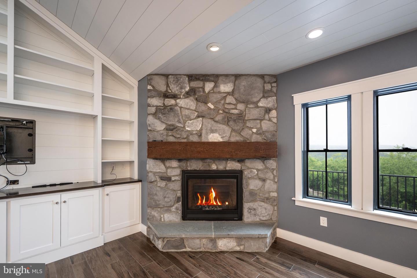 Kutztown, Pennsylvania, 19530, United States, 6 Bedrooms Bedrooms, ,5 BathroomsBathrooms,Residential,Active,1968418