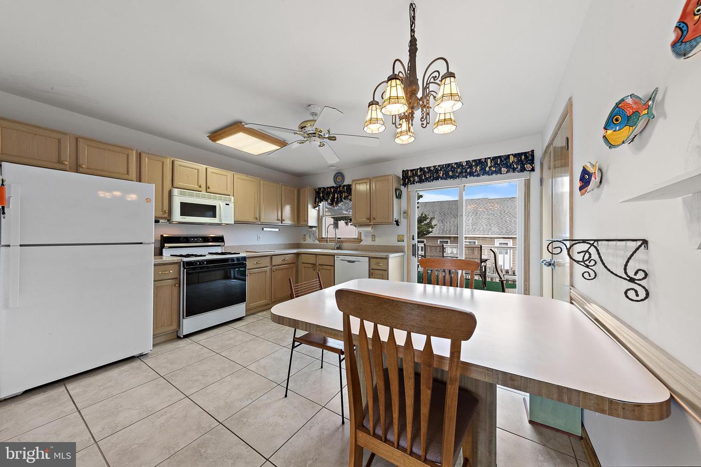 Long Beach Township, New Jersey, 08008, United States, 4 Bedrooms Bedrooms, ,2 BathroomsBathrooms,Residential,Active,1968112