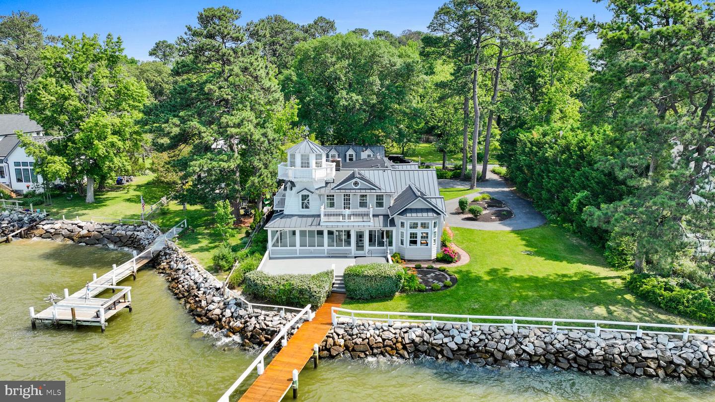 Cobb Island, Maryland, 20625, United States, 6 Bedrooms Bedrooms, ,6 BathroomsBathrooms,Residential,Contingent,1849506