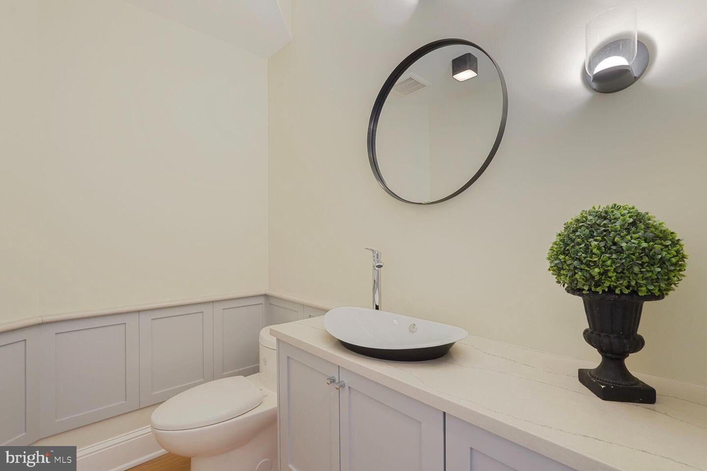 Alexandria, Virginia, 22301, United States, 6 Bedrooms Bedrooms, ,6 BathroomsBathrooms,Residential,Active,1825083