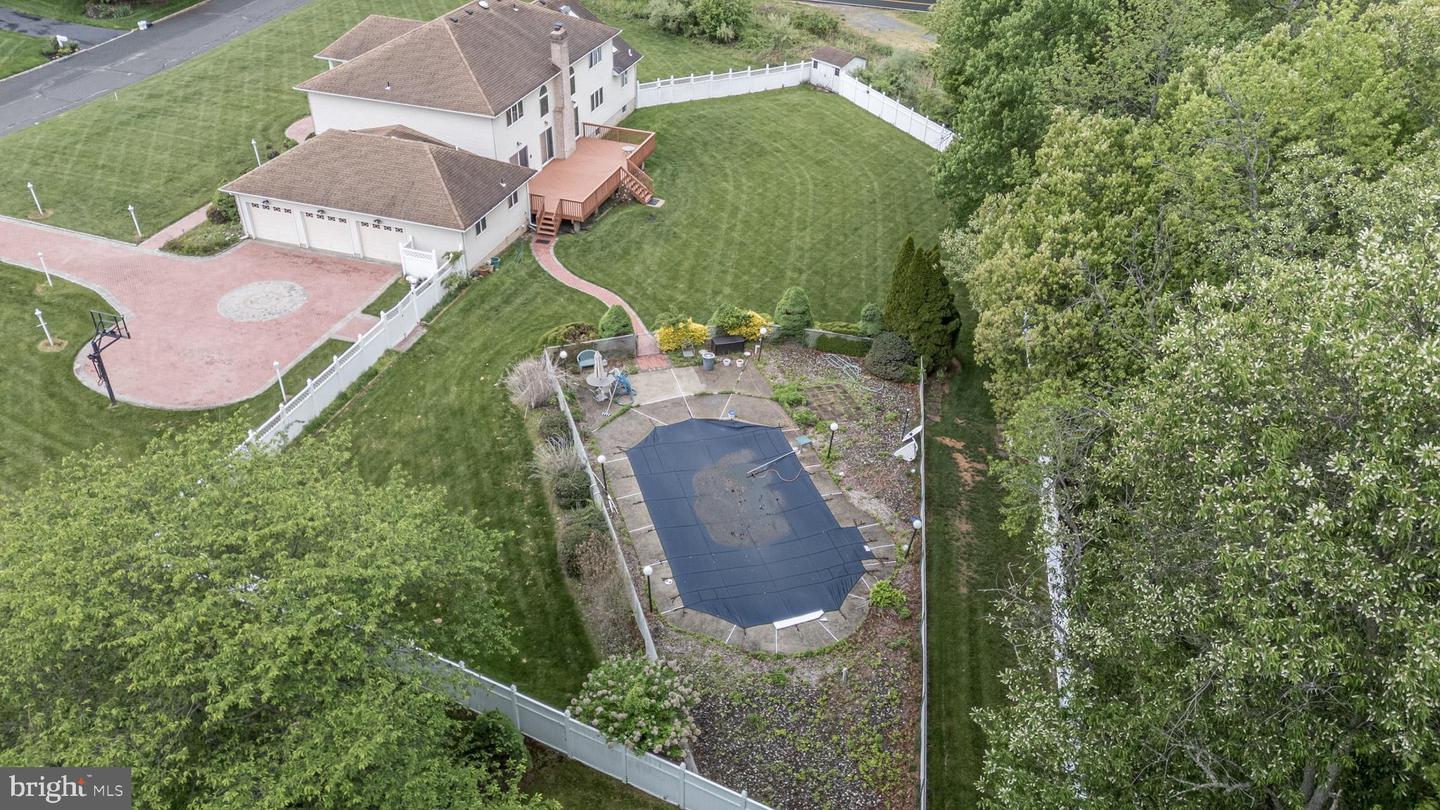 Monmouth Junction, New Jersey, 08852, United States, 5 Bedrooms Bedrooms, ,6 BathroomsBathrooms,Residential,Active,2044533